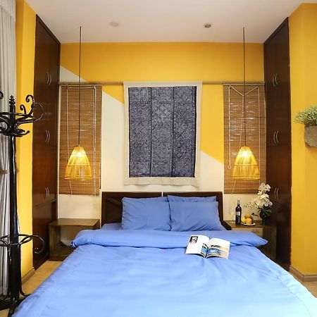 Tuti Lakeside Homestay Hanoi Exteriör bild
