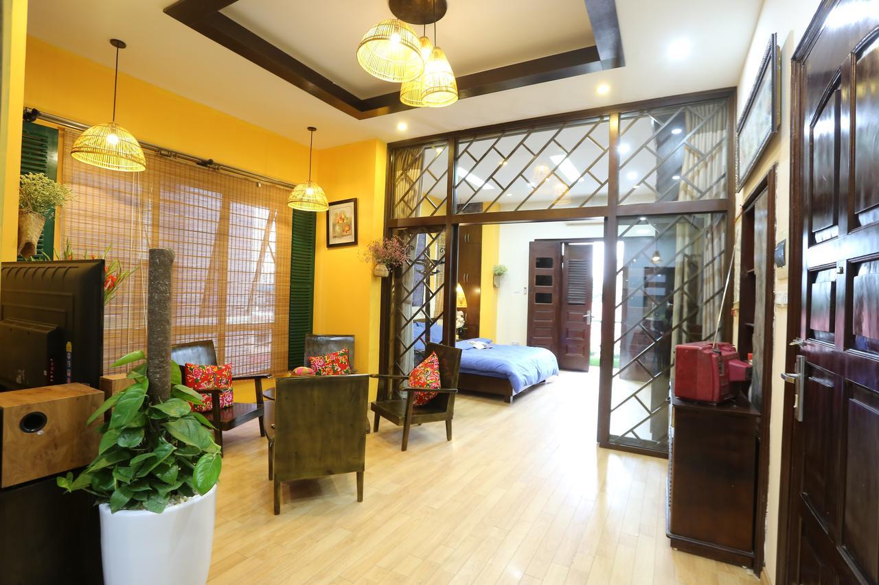 Tuti Lakeside Homestay Hanoi Exteriör bild