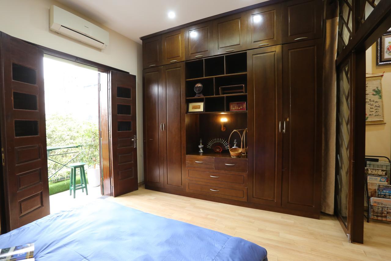 Tuti Lakeside Homestay Hanoi Exteriör bild