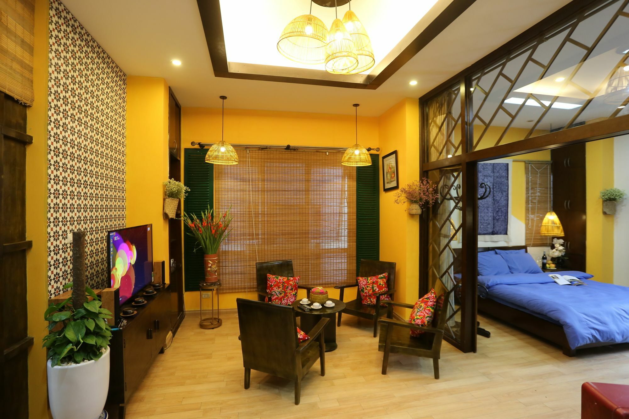 Tuti Lakeside Homestay Hanoi Exteriör bild